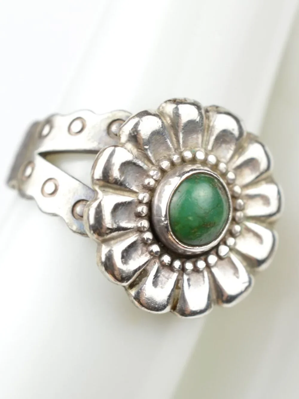 Vintage Sterling Silver Green Turquoise Flower Ring Size 5.25 Southwestern